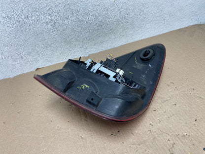 2009 to 2011 Mercedes ML350 ML-Class Right Passenger RH Tail Light AG6936 LK3