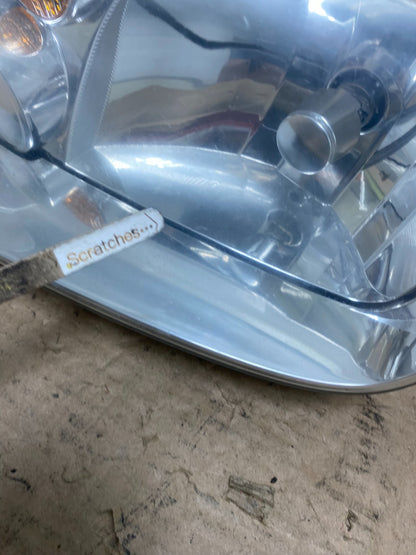 2002 to 2004 Volkswagen Jetta Left+Right Headlights AI0963 DW3