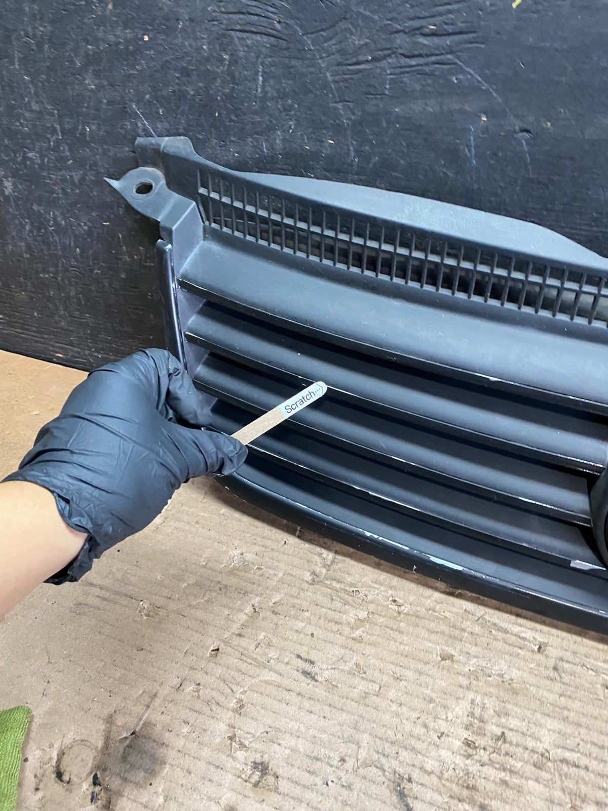 2001 to 2005 Volkswagen Passat Front Upper Grill Grille Oem s5736 DG3