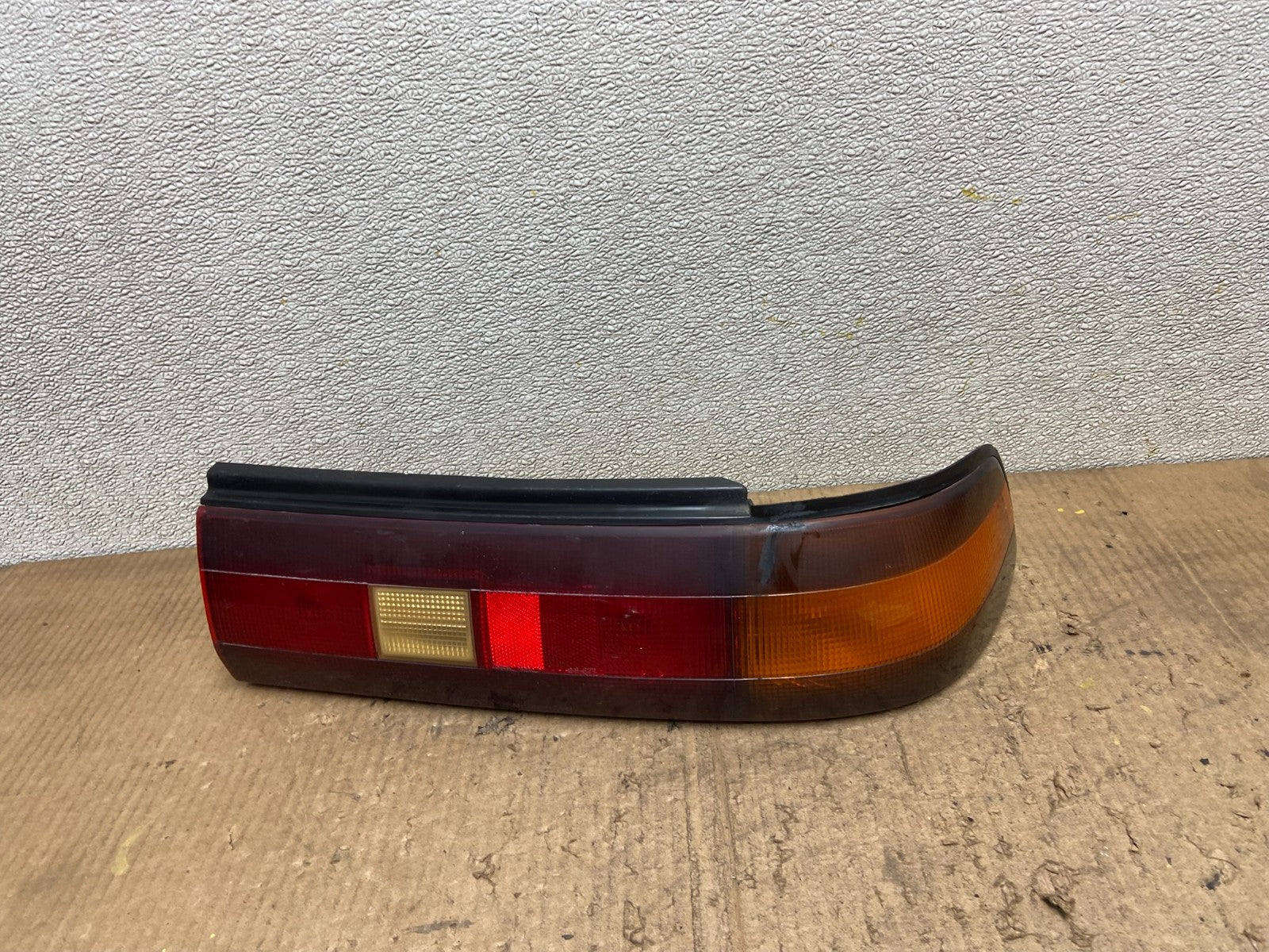 1988-1991 Toyota Corolla Right Passenger Side Tail Light AA85200