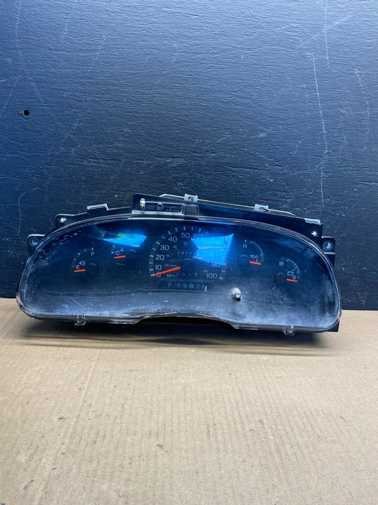 2001-2002 Ford Econoline E250 E350 Van Speedometer Instrument Cluster ae7567 DG0