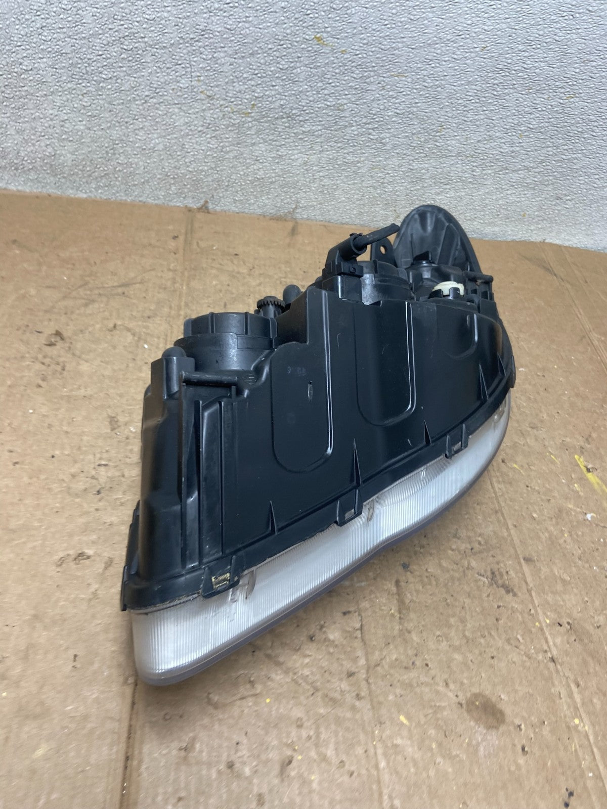 2007 2008 2009 2010 Hyundai Elantra Right Passenger Side Headlight OEM AA36405