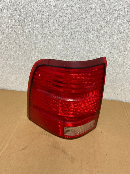2002 to 2005 Ford Explorer Left Driver Lh Side Tail light AC7456 LK0