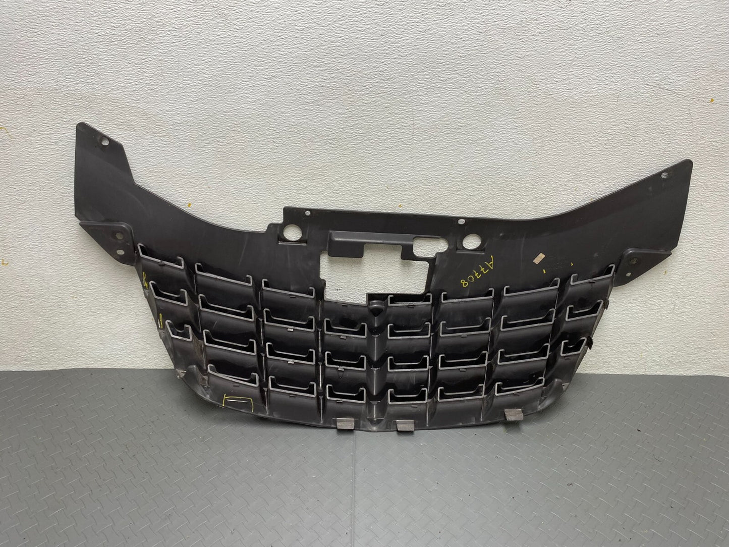 2007 to 2010 Chrysler Sebring Front Upper Grille Grill 0YW36TRMAB A7708 PS4