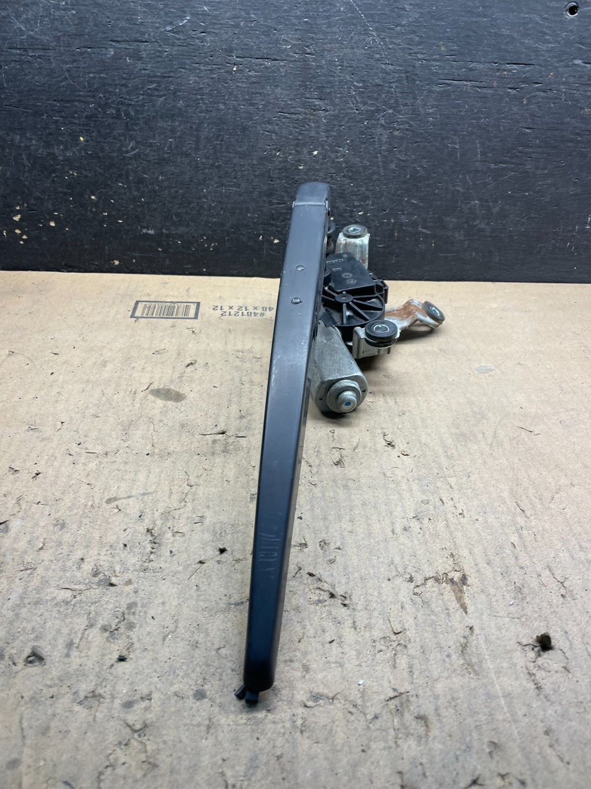 2009-2017 Chevrolet Traverse Rear Glass Windshield Wiper Motor W4285 DG2