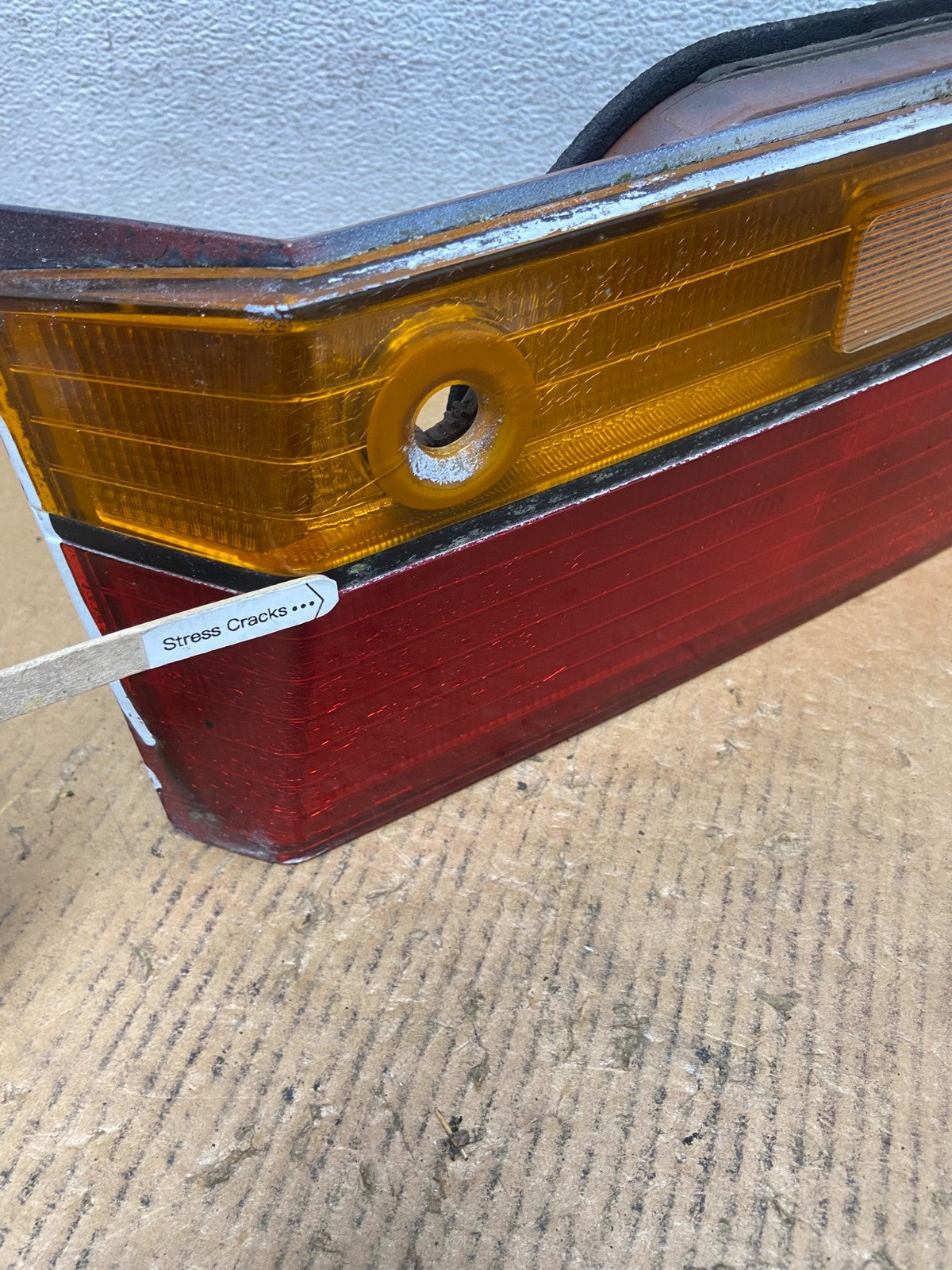 1990 to 1991 Honda Accord Coupe Right Passenger Inner Tail Light AE0618 DG4