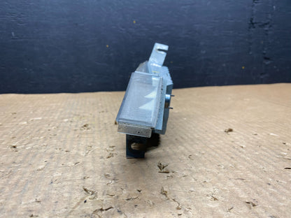 2003 to 2006 Porsche Cayenne Right RH Side Indicator Wing Signal F9851 DG12