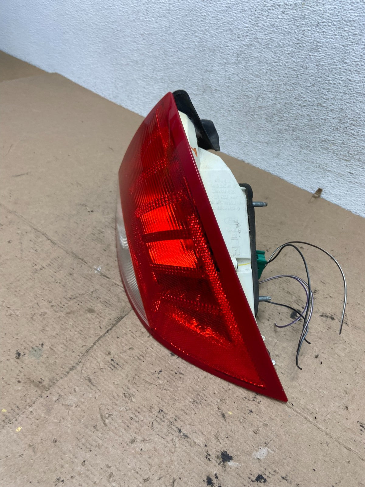 2010-211 Mercury Milan Right Passenger RH Side Tail Light AF5153 DW1