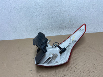 2013 to 2016 Ford Escape Left Driver LH Side Tail Light AF2852 LK7