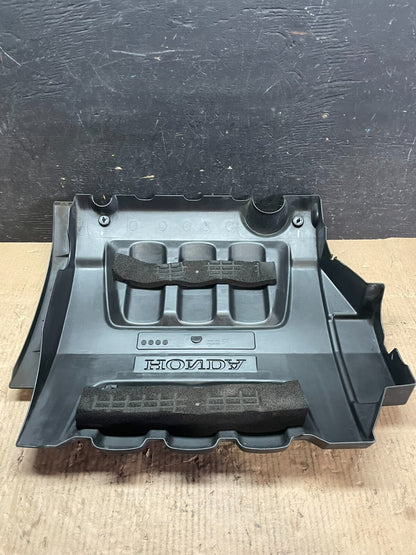 2005 to 2007 Honda Odyssey Black Engine Cover M6080 DG4