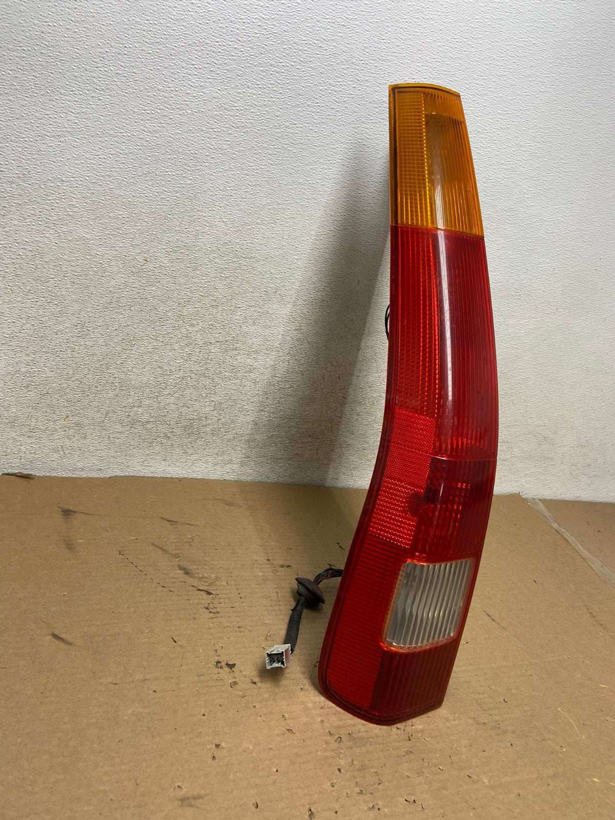 2002 2003 2004 Honda Crv Cr-v Left Driver Lh Tail Light DEPO AH4234 LK1