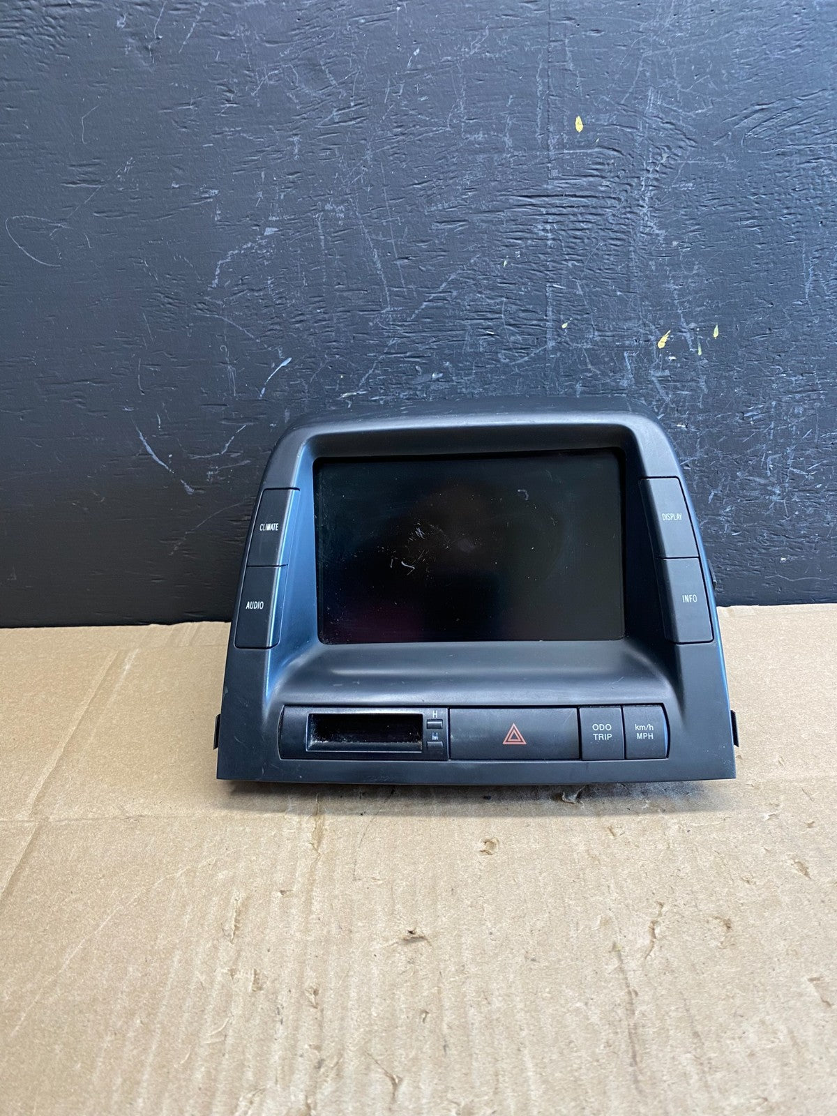 2004 to 2005 Toyota Prius Radio Stereo Receiver Screen Display OE ab9597 DG0