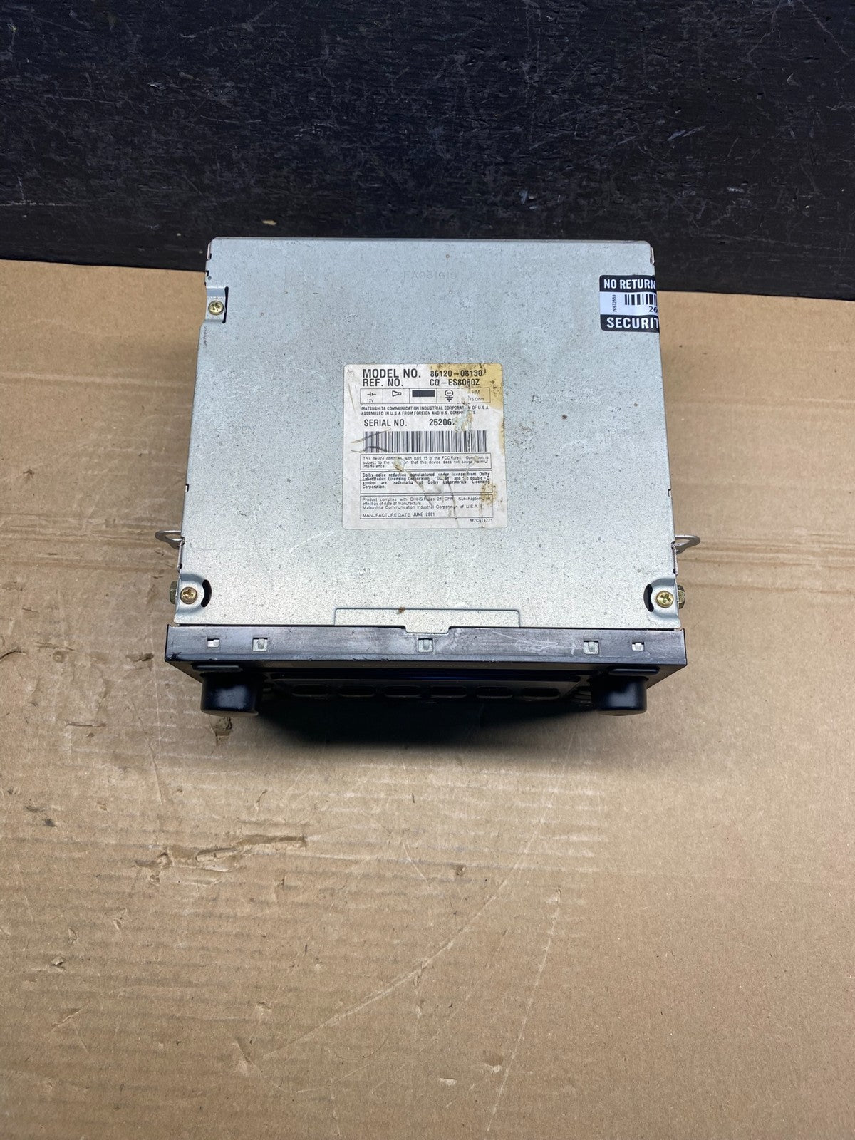 1999 to 2003 Toyota Tundra Sequoia AM/FM Radio Cassete Player AD4955 DG3