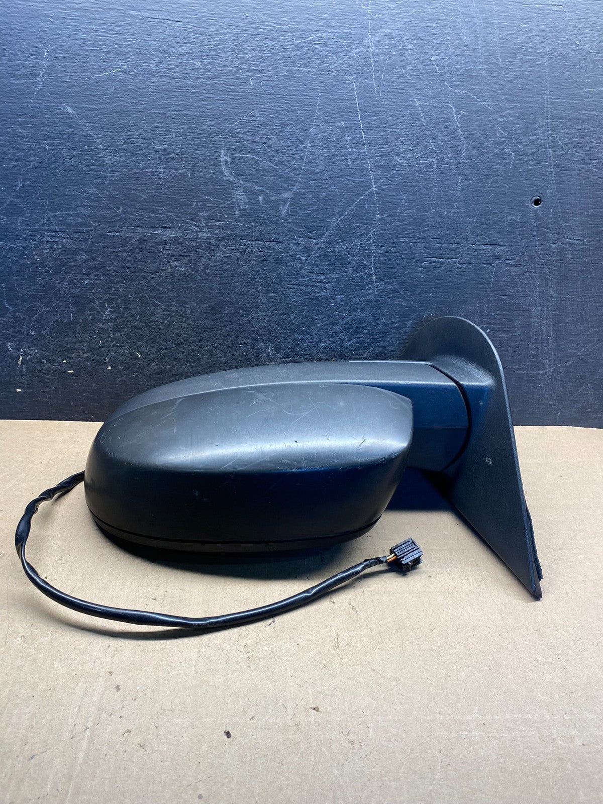 2007 to 2013 Chevrolet Tahoe Silverado Suburban Left Driver Mirror AG3192 MS1