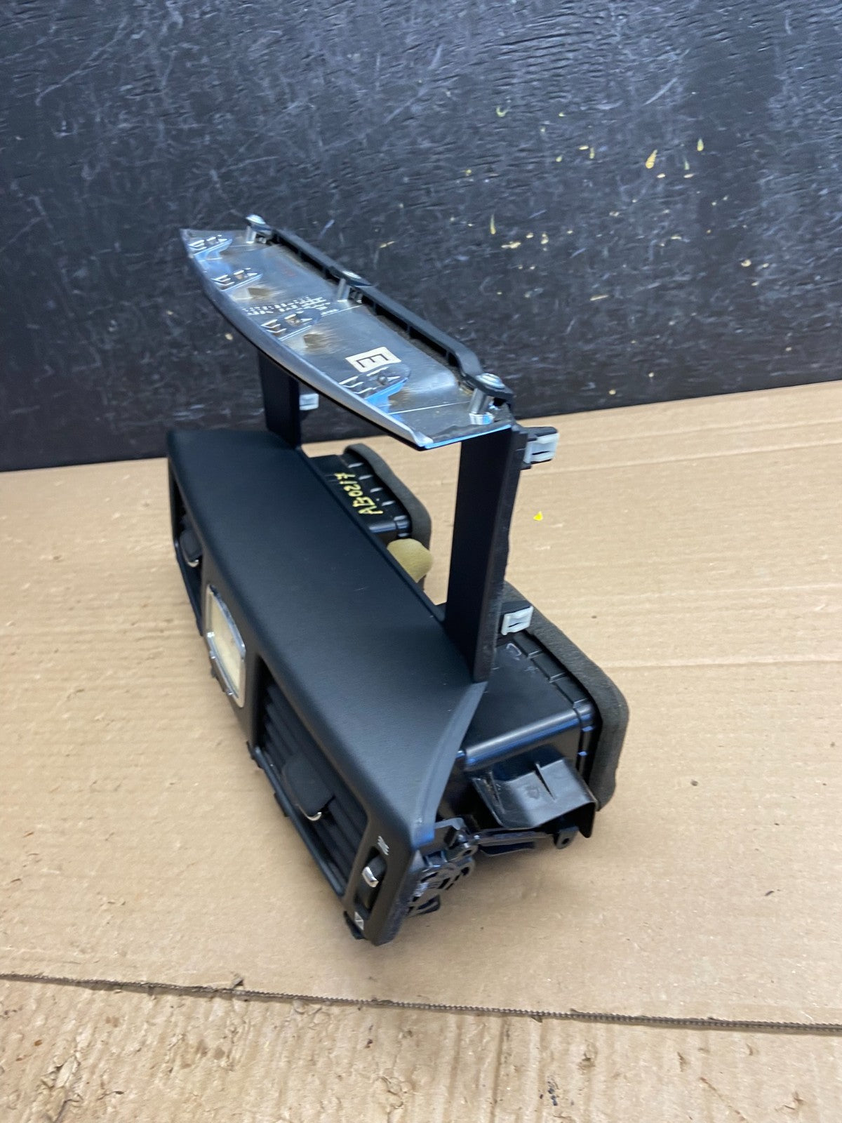 2011 to 2019 Infiniti M37 Center Dash Radio Bezel W/ Vents Clock AG0217 DG2