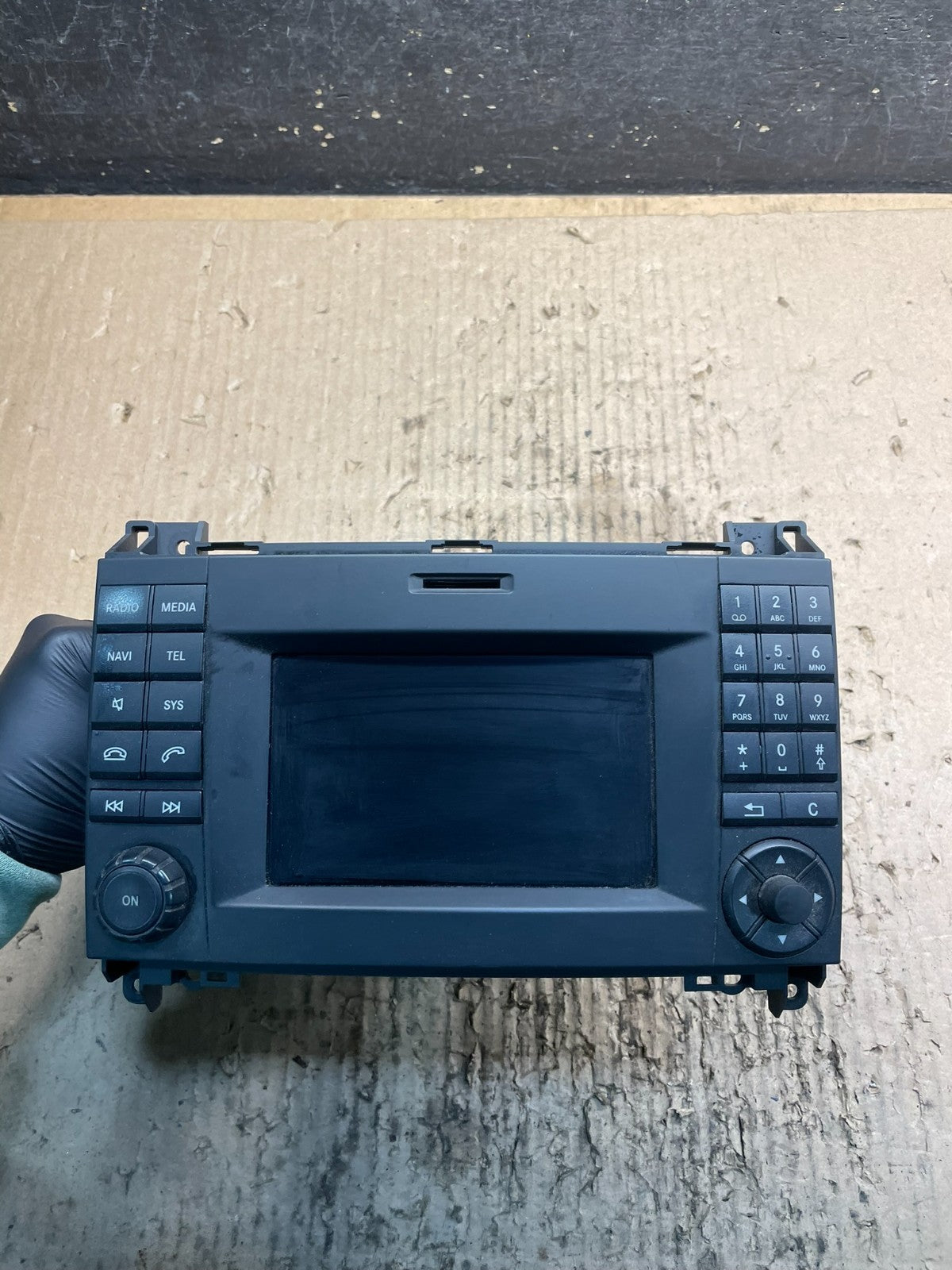 2010-2018 Mercedes Sprinter Radio Receiver Navigation Screen Display V0777 DG0