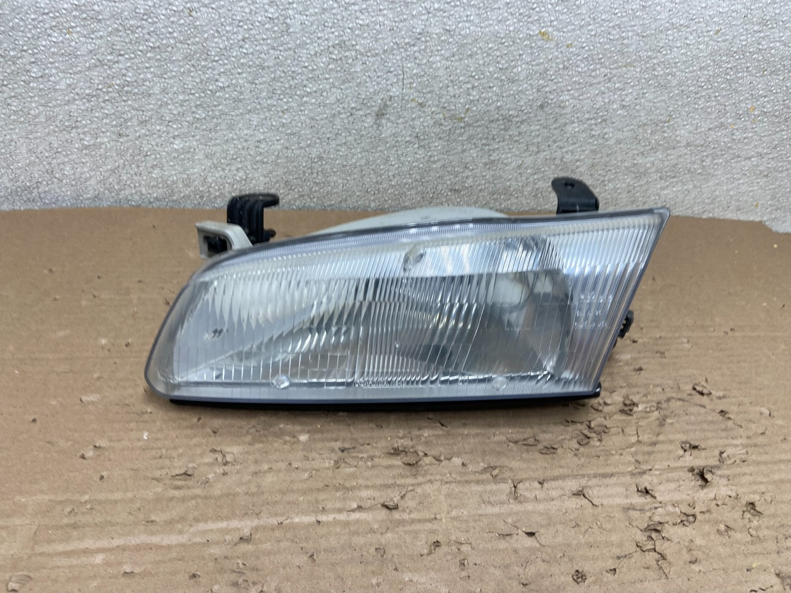 1997 1998 1999 Toyota Camry Left Driver Side Halogen Headlight Oem AB1661 DW0