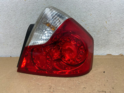 2006 2007 Infiniti M35 M35X M45 Right Passenger Side Tail Light AH8966 LK0