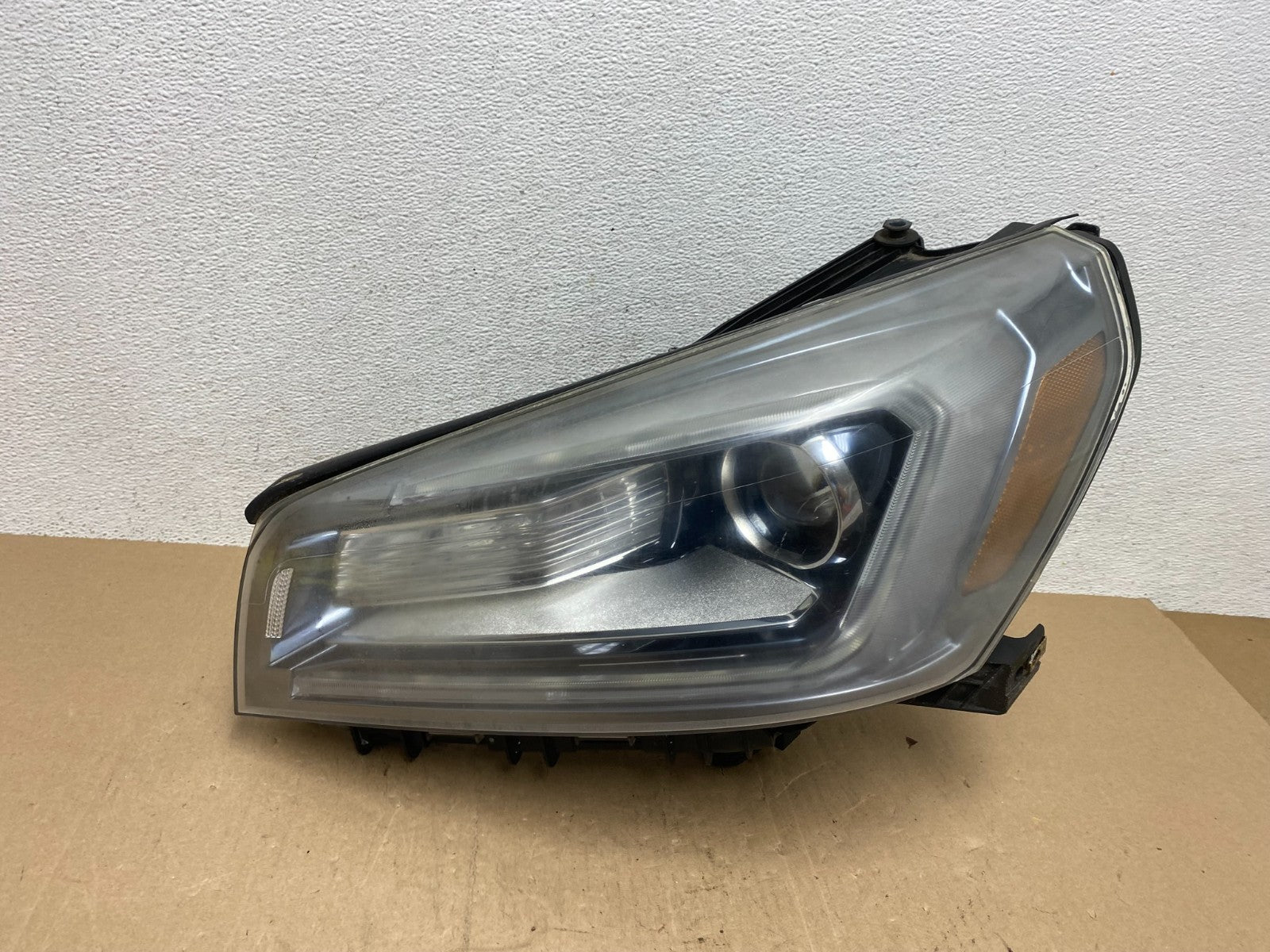 2013-2016 Gmc Acadia Left Driver LH Side Led Halogen Headlight AE6761 DW0