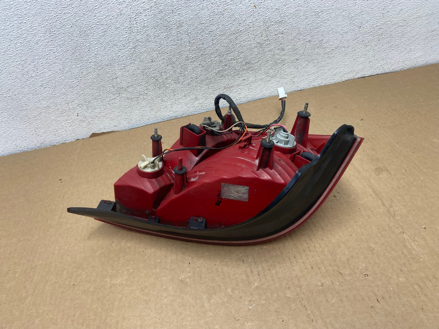 2001 2002 2003 Hyundai Elantra Right Passenger Rh Tail Light AG2011 LK5