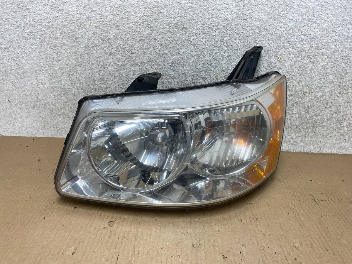 2006 to 2009 Pontiac Torrent Left Driver LH Side Halogen Headlight AH5840 DW0