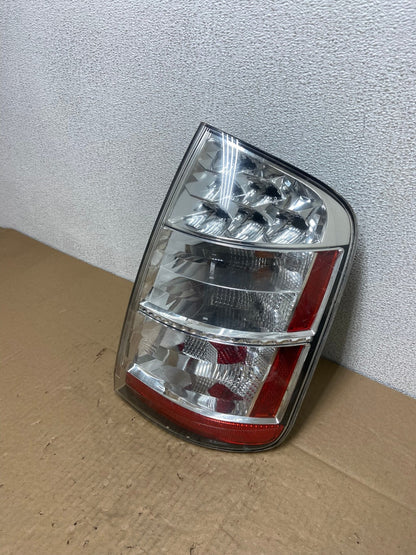 2006 to 2009 Toyota Prius Tail Light Right Passenger Side AB6225 LK1