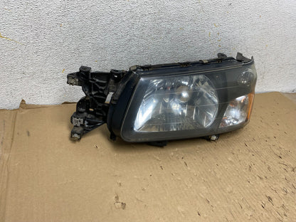 2003 - 2004 Subaru Forester Left Driver LH Headlight Halogen AH2848 DW1