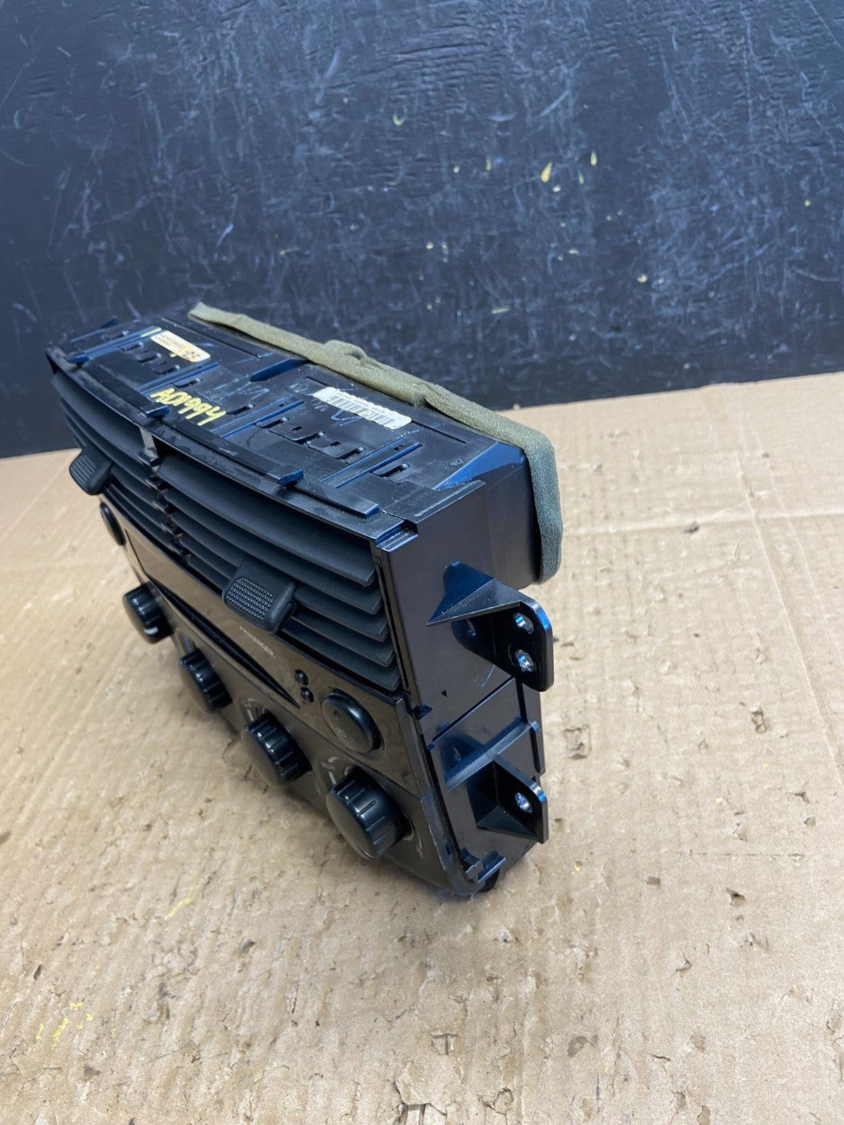 2004-2005 Toyota Sienna A/C Climate Heat Temperature Control Air Vent AD1994 DG2