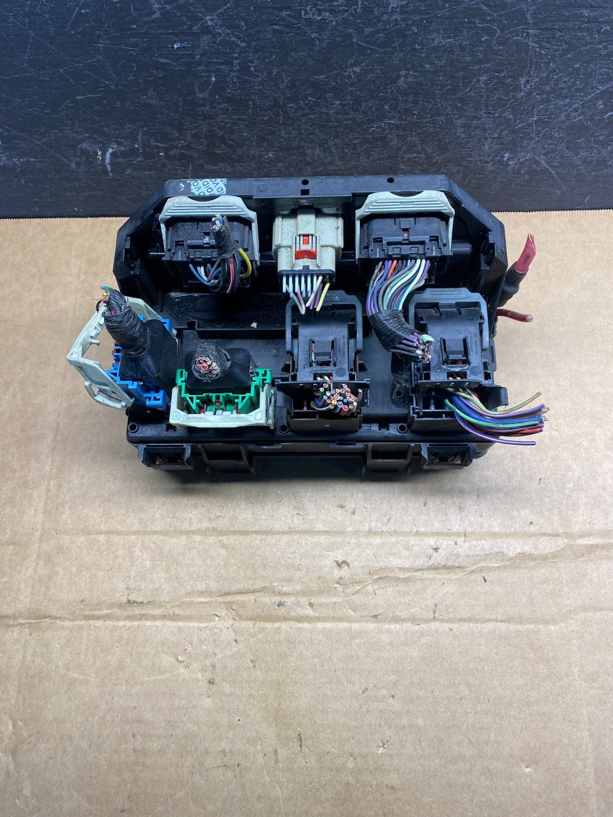 2008 2009 Liberty Nitro TIPM Power Integrated Fuse Box Module ad7357 DG1