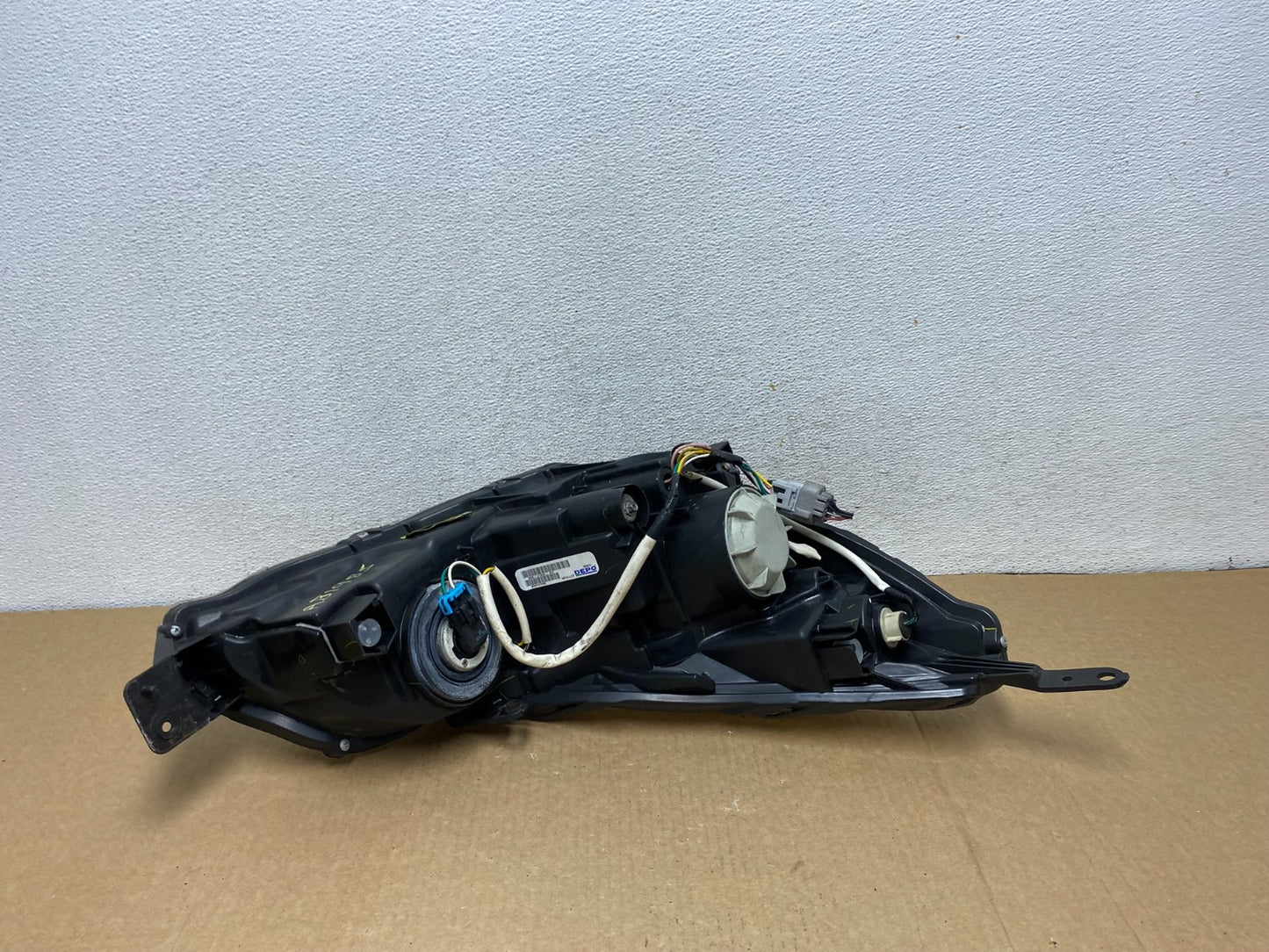 2010 2011 2012 Subaru Legacy Outback Left Driver Halogen Headlight AG1985 DW5