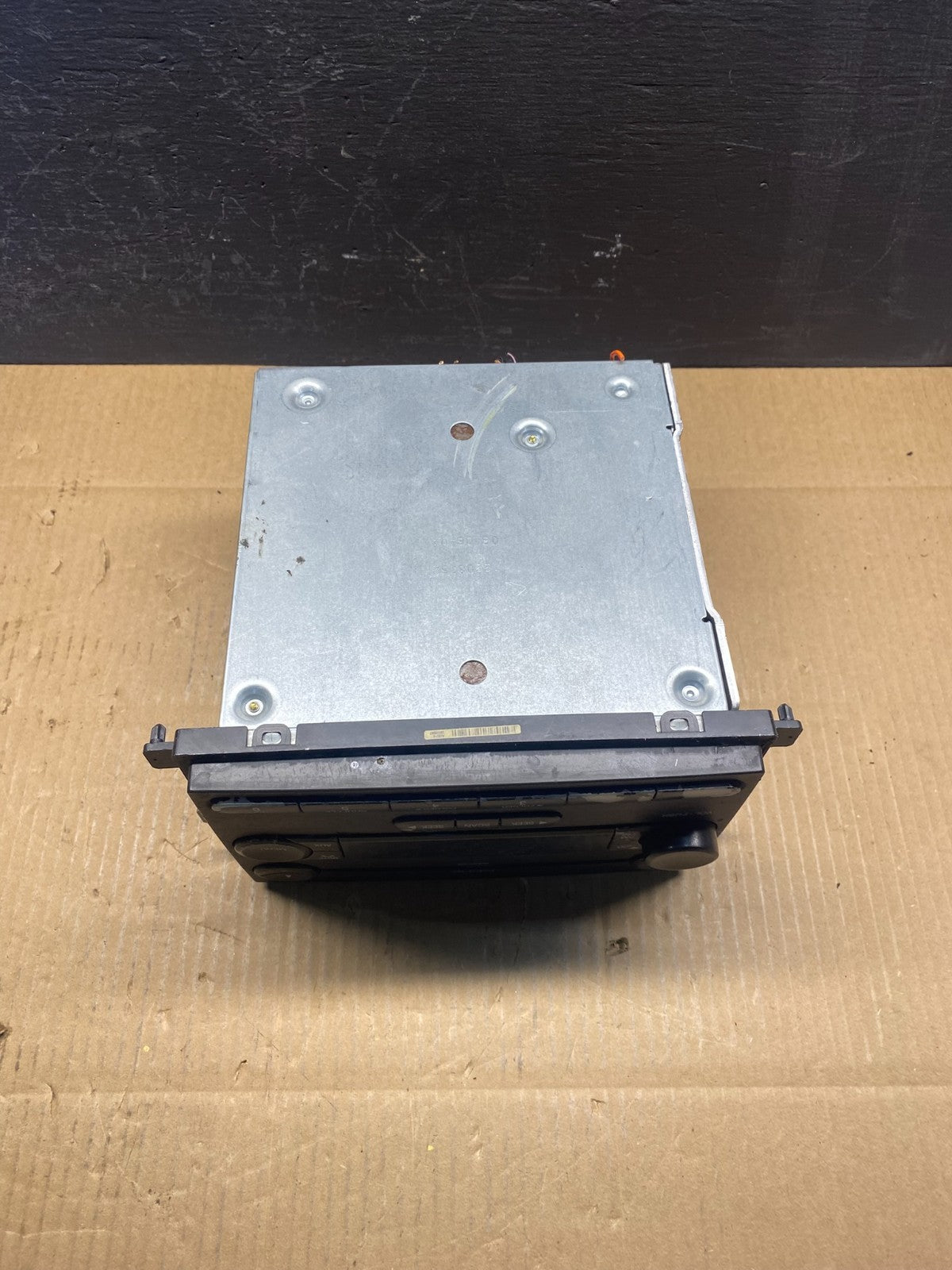 2005 to 2007 Ford Five Hundred Montego Radio CD Player AD1513 DG4