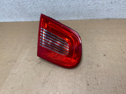 2007 - 2011 Volkswagen Eos Left Driver Tail Light Inner Oem W8557 DW1