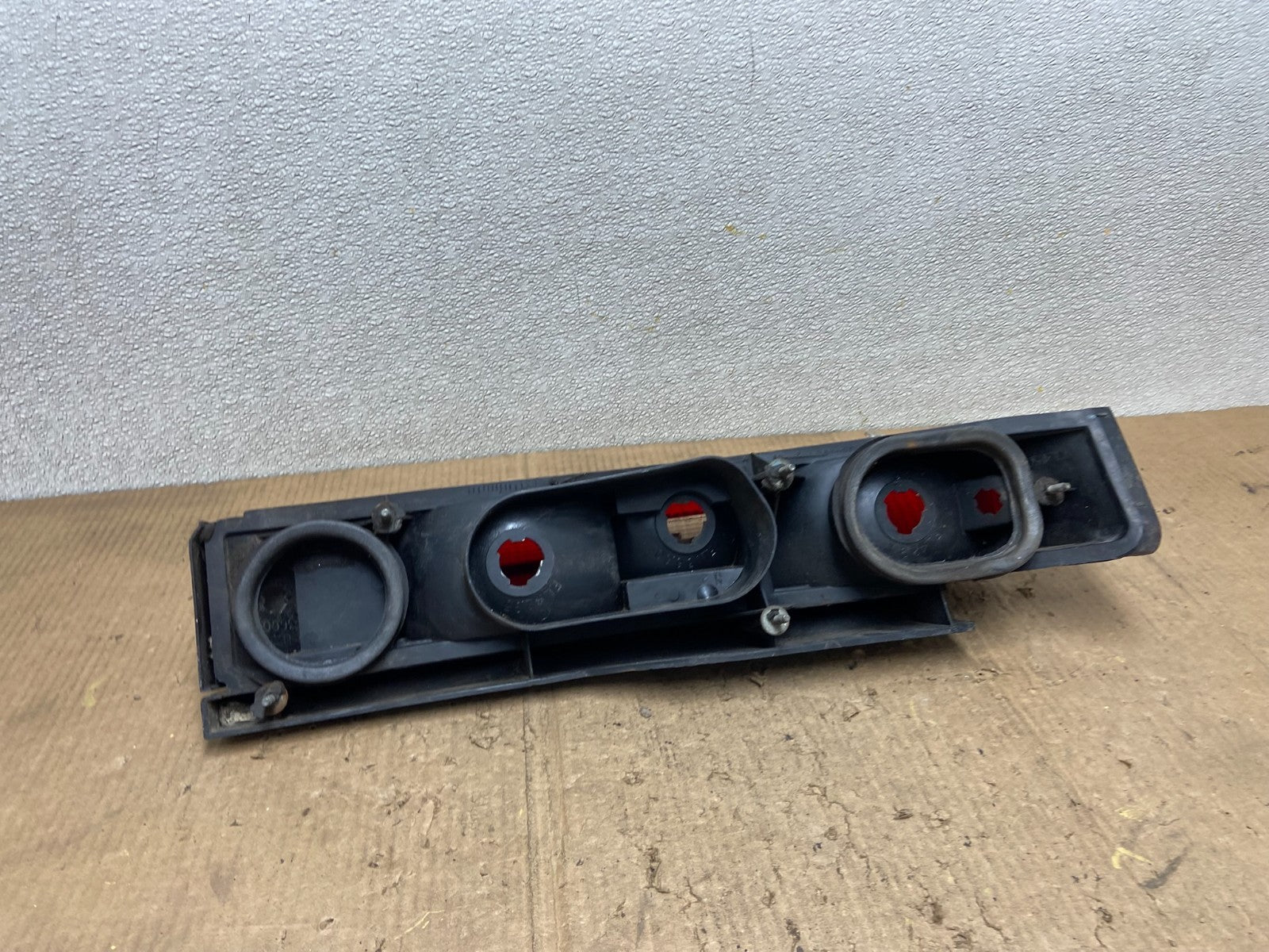 1983 1984 Ford Thunderbird Right RH Passenger Side Tail Light AA8524 LK3
