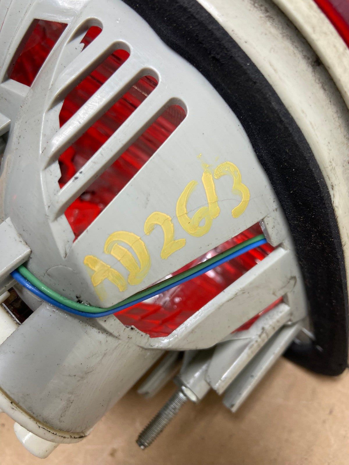 2009 2010 2011 BMW 3 328i 335i E90 Left Driver LH Tail Light Inner AD2613 LK6