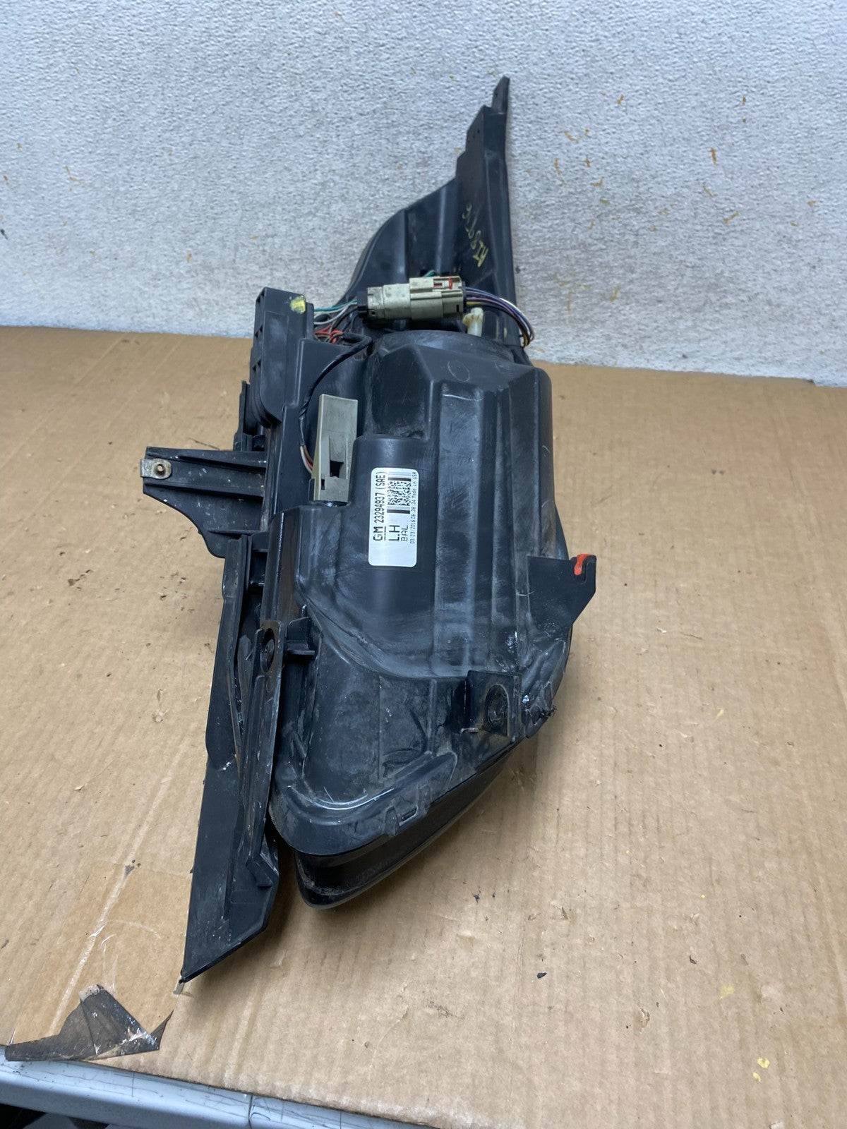 2013 - 2015 Chevrolet Malibu Left Driver LH Halogen Headlight AI8936 DW7