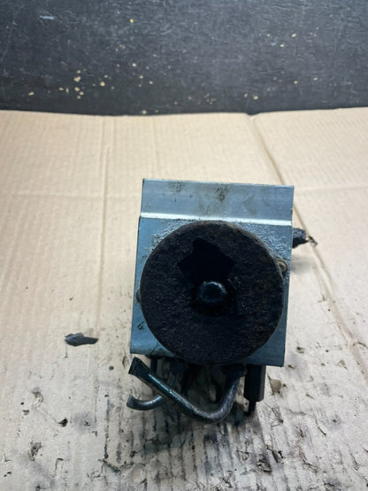 2011 - 2014 Ford E250 E350 Van  ABS Anti Lock Brake Pump Module Oem x1022 DG5