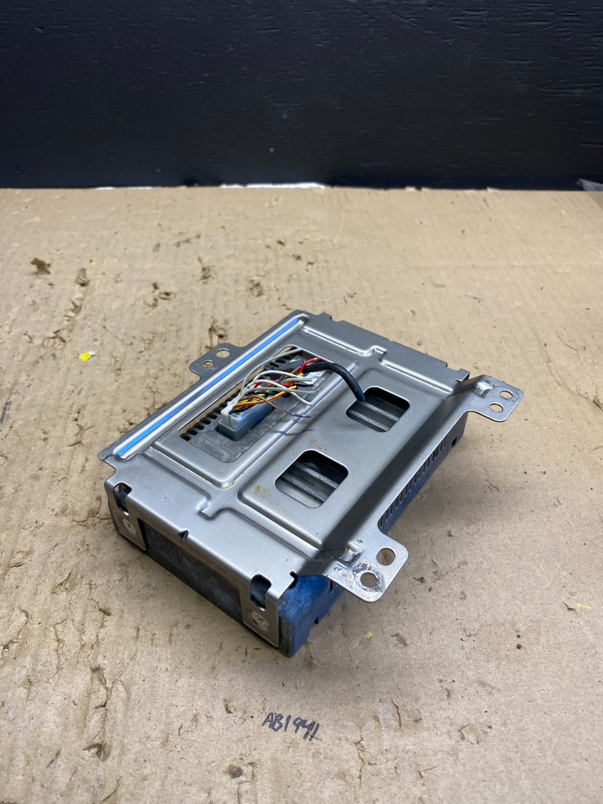 2010 to 2012 Nissan Armada QX56 Display Screen Information AB5656 DG4