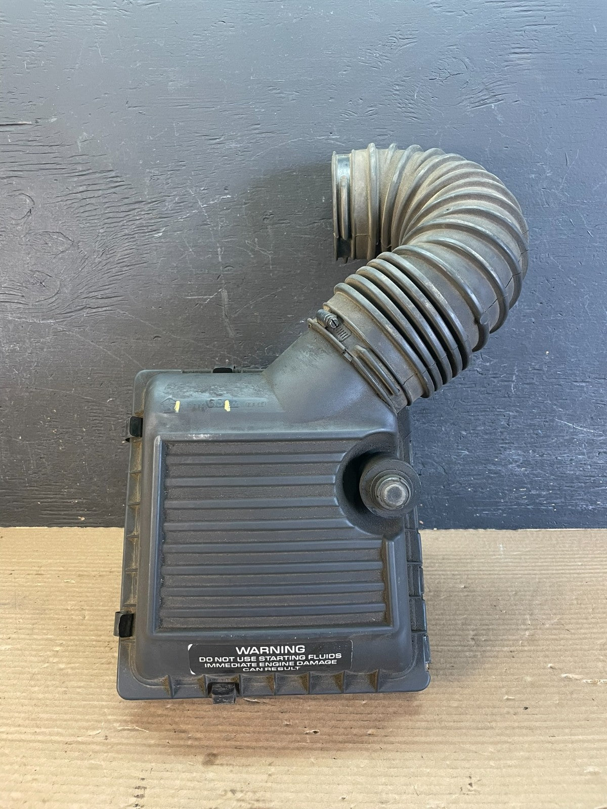1994-2002 Dodge Ram 2500 3500 5.9L Cummins Air Intake Box Intake Tube af3493 DG0
