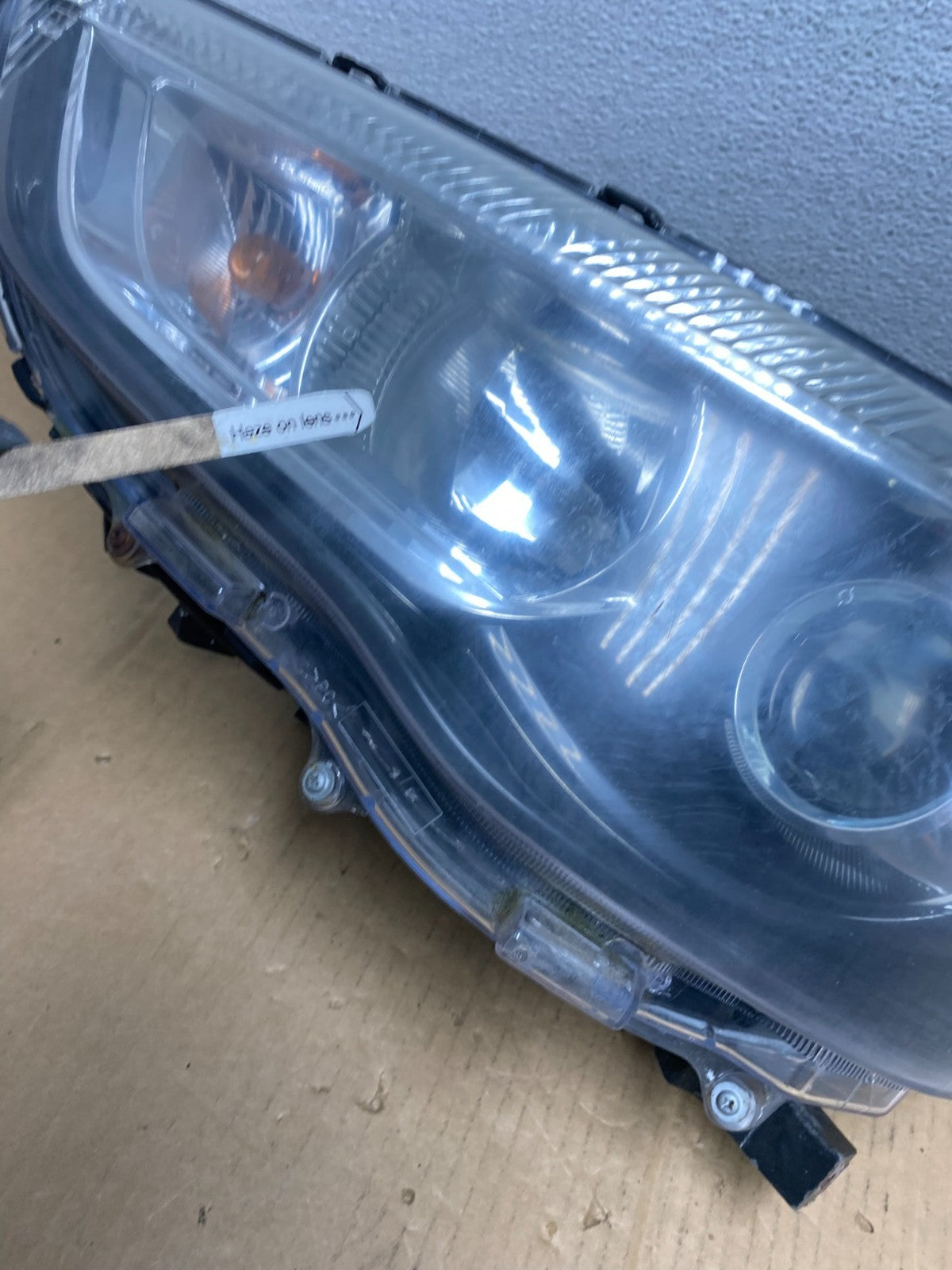 2011 - 2019 Mitsubishi Outlander Sport Left Driver LH Halogen Headlight AD08574