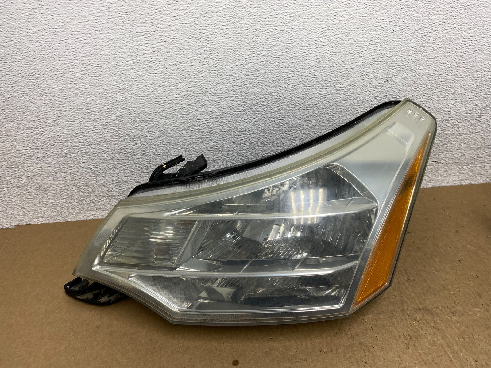 2008 2009 2010 2011 Ford Focus Left Driver Lh Headlight Halogen AC1345 DW0