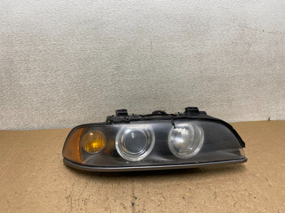 2001-2003 BMW E39 5 Series Headlight Right Passenger Side XENON OEM V3871 DW0