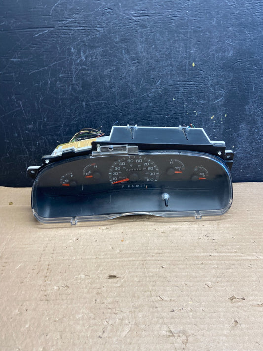 2001-2002 Ford Econoline E250 E350 Van Speedometer Instrument Cluster AF2638 DG0
