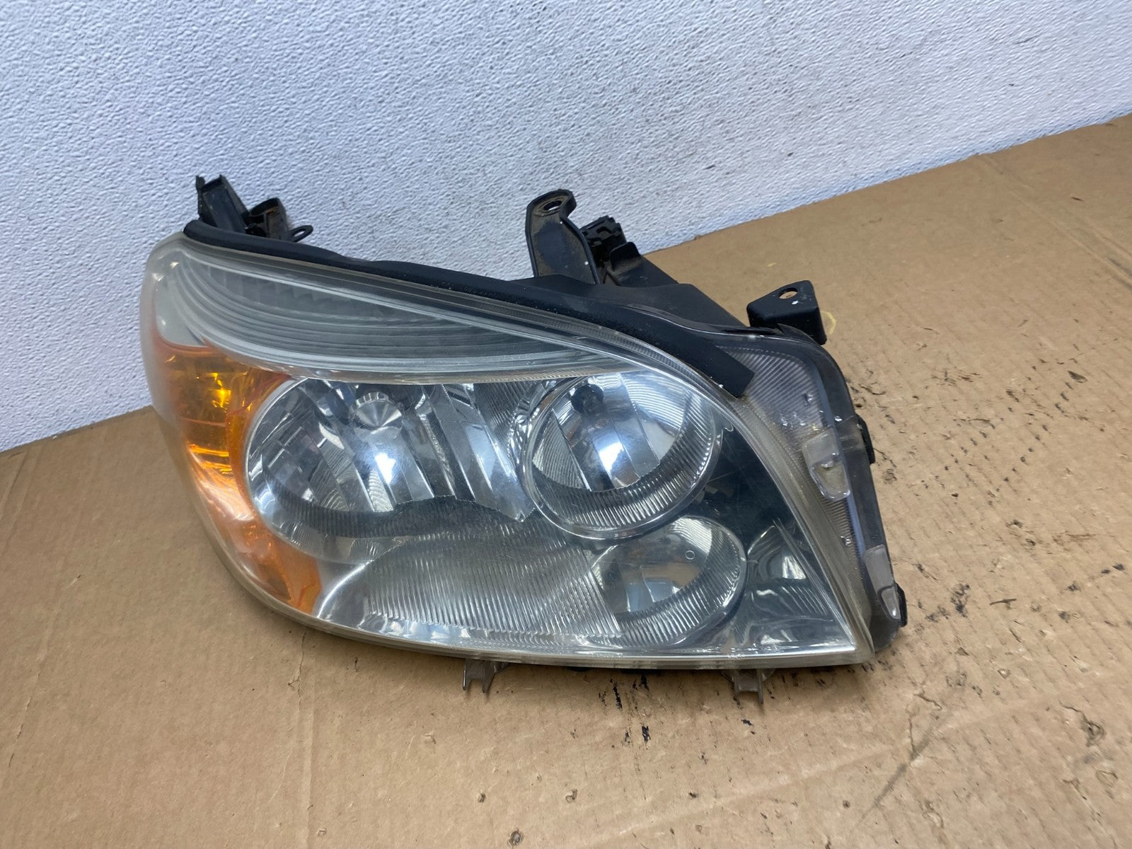 2006 2007 2008 Toyota Rav4 Right Passenger Rh Side Halogen Headlight AD10941