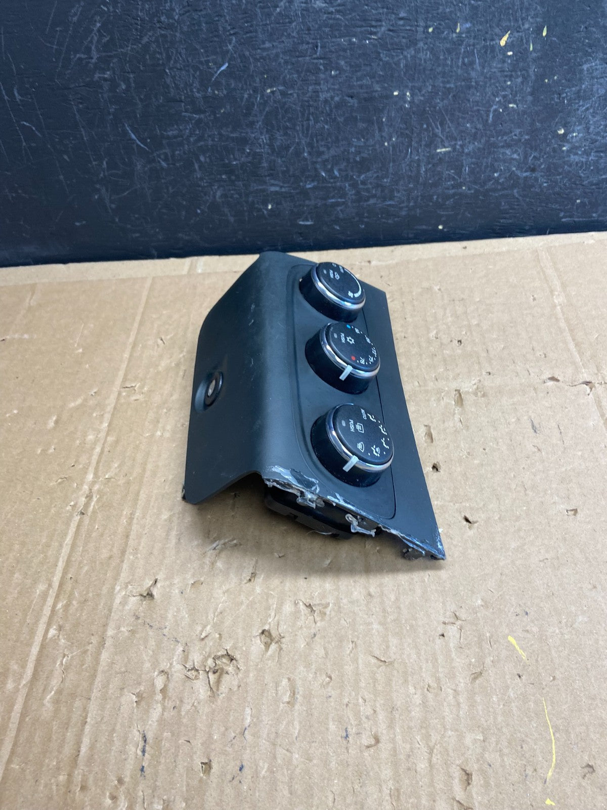 2011-2014 Chrysler 200 Heater AC Climate Switch Temperature Control ad2237 DG2