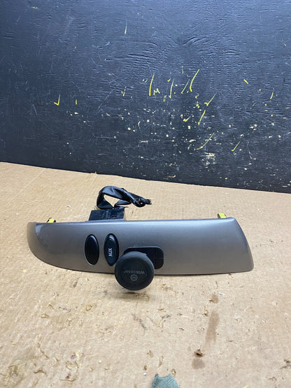 2004 to 2010 Toyota Sienna Right Side Radio Switches Bezel Trim Z4452  DG0