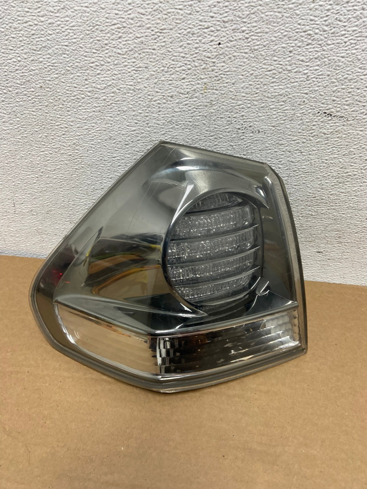 2006 to 2007 Lexus RX400H Left Driver LH Side Tail Light AD3778 LK0