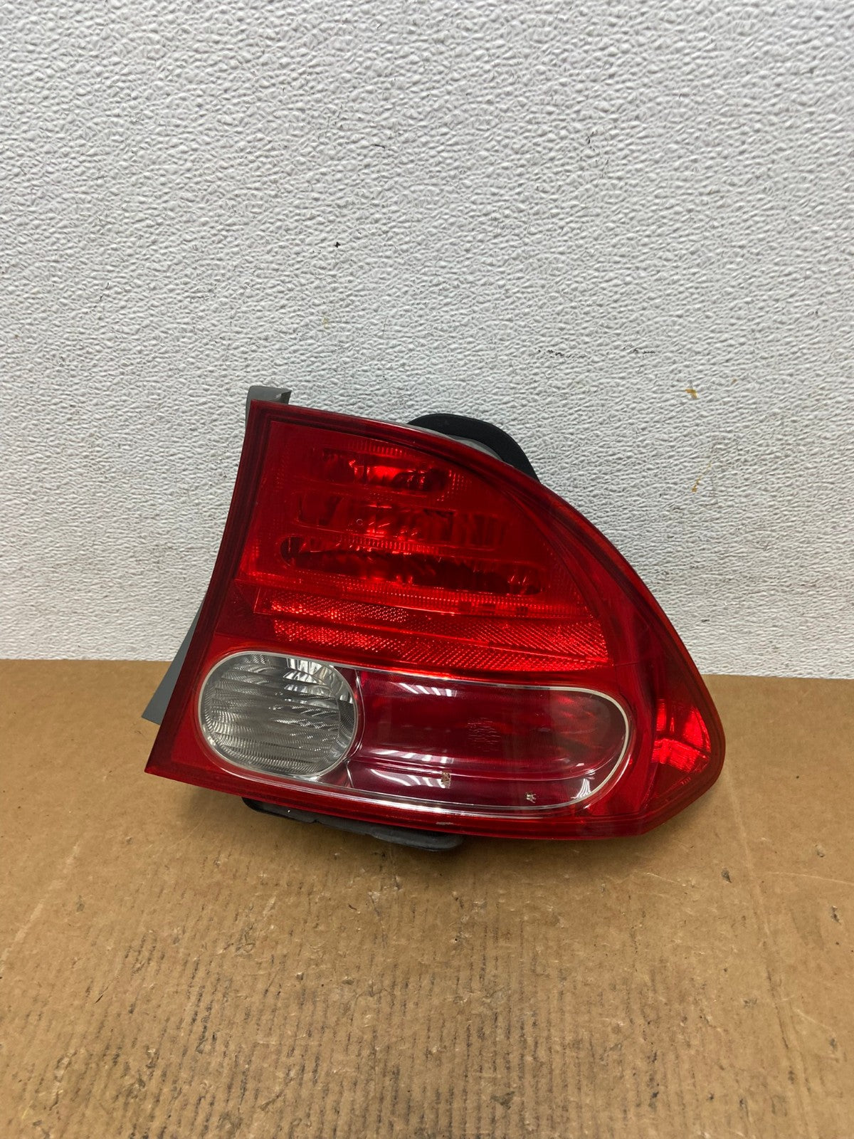 2006 2007 2008 Honda Civic Right Passenger Rh Side Tail Light AE0651 LK0