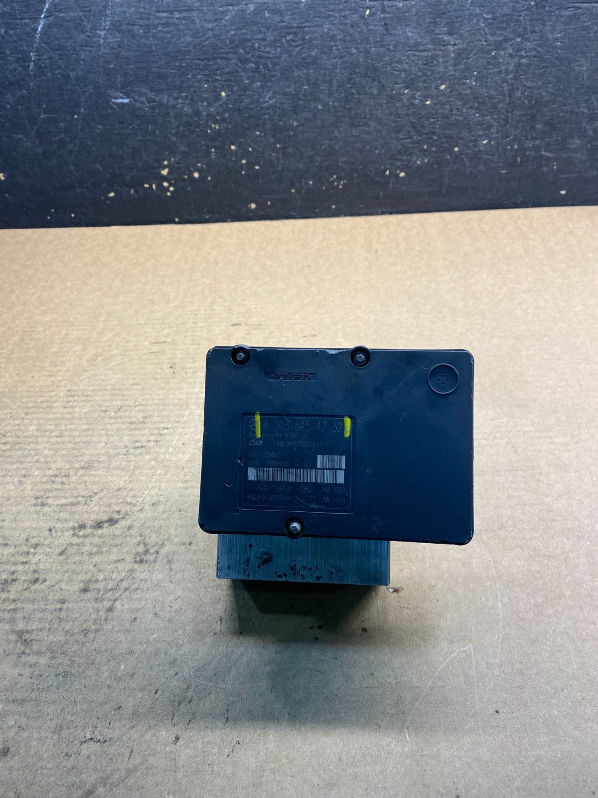 2006 - 2007 Mercedes C280  ABS Anti Lock Brake Pump Module a2035454732 AA1730 DG5