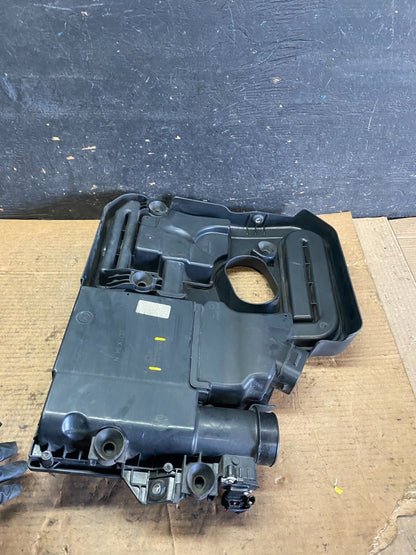 2013 to 2020 Ford Fusion Engine Motor Cover Shield  Black q8606 DG6