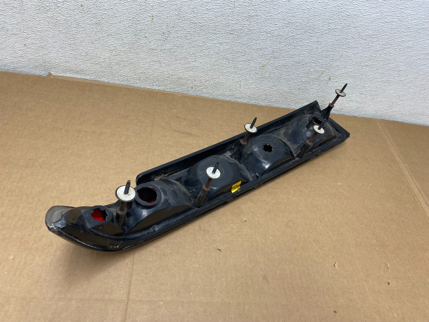 1991 to 1992 Buick Regal Right Passenger RH Side Tail Light D69588
